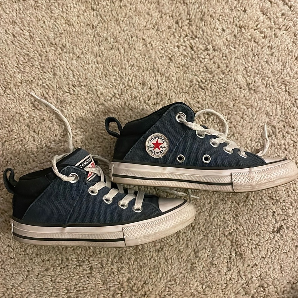 Converse All Star Navy High Tops – Kids Size 11